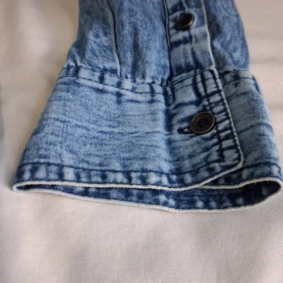 Nostalgia Womens M Embroidered Back Denim Chambray Button Up Top Western Cowgirl - Picture 12 of 14